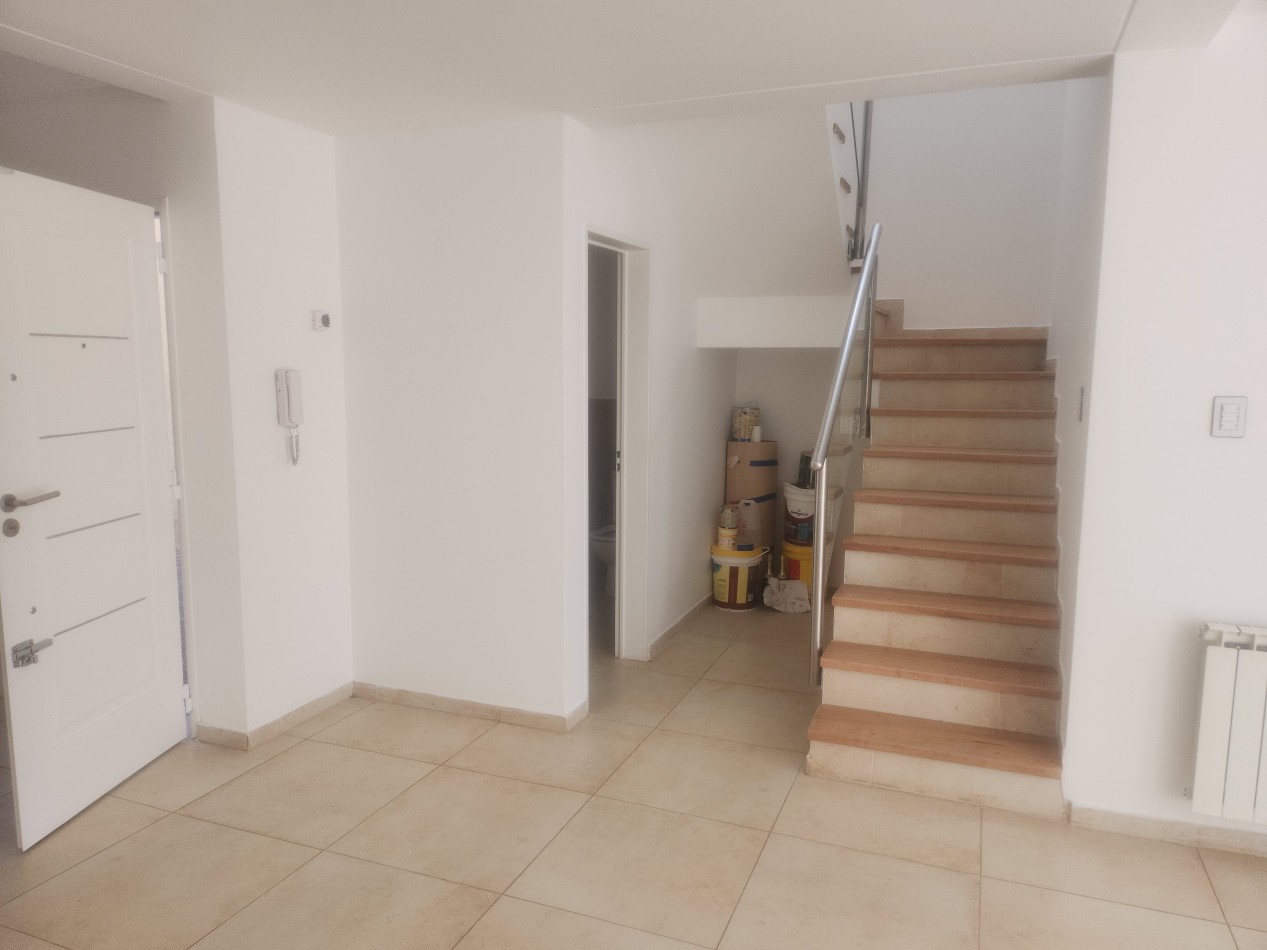 DUPLEX